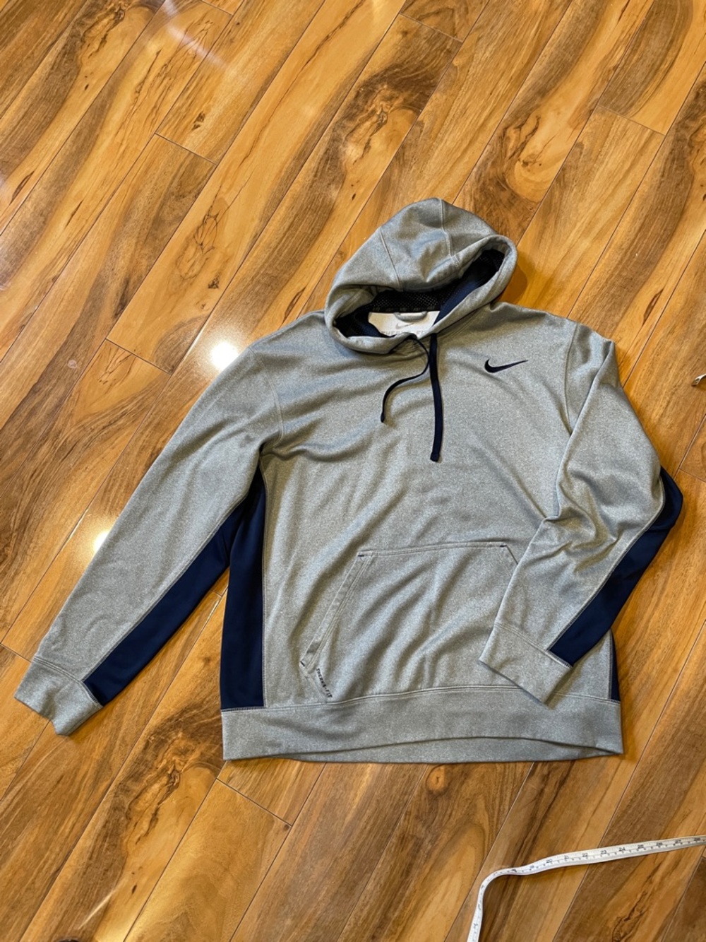 Men’s large Nike Therma-fit hoodie navy blue and gray